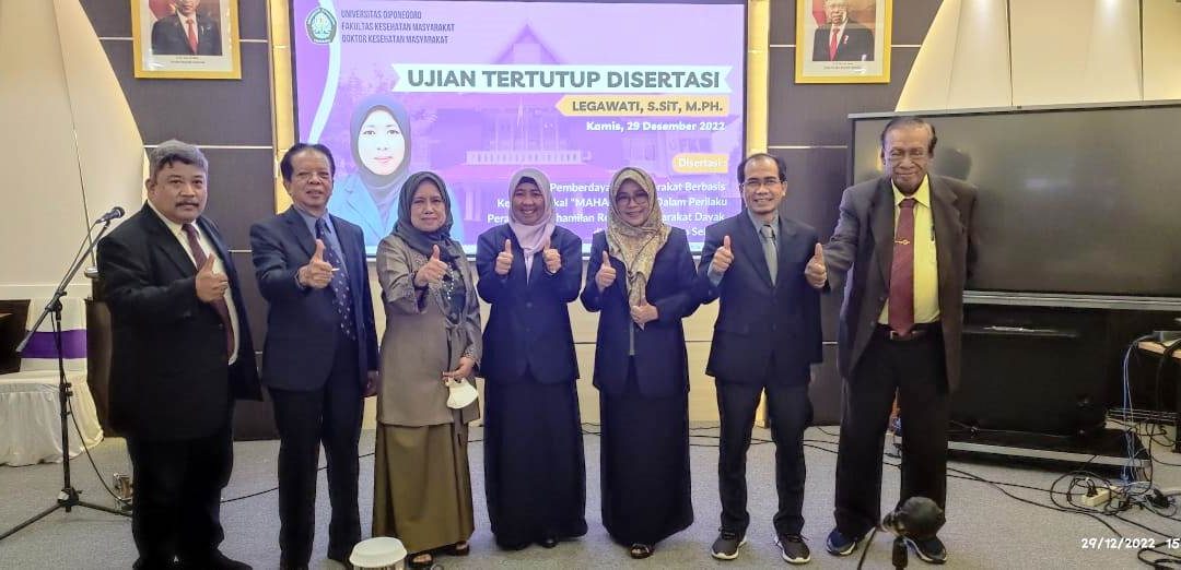 Ujian Tertutup Disertasi DKM FKM UNDIP an Legawati